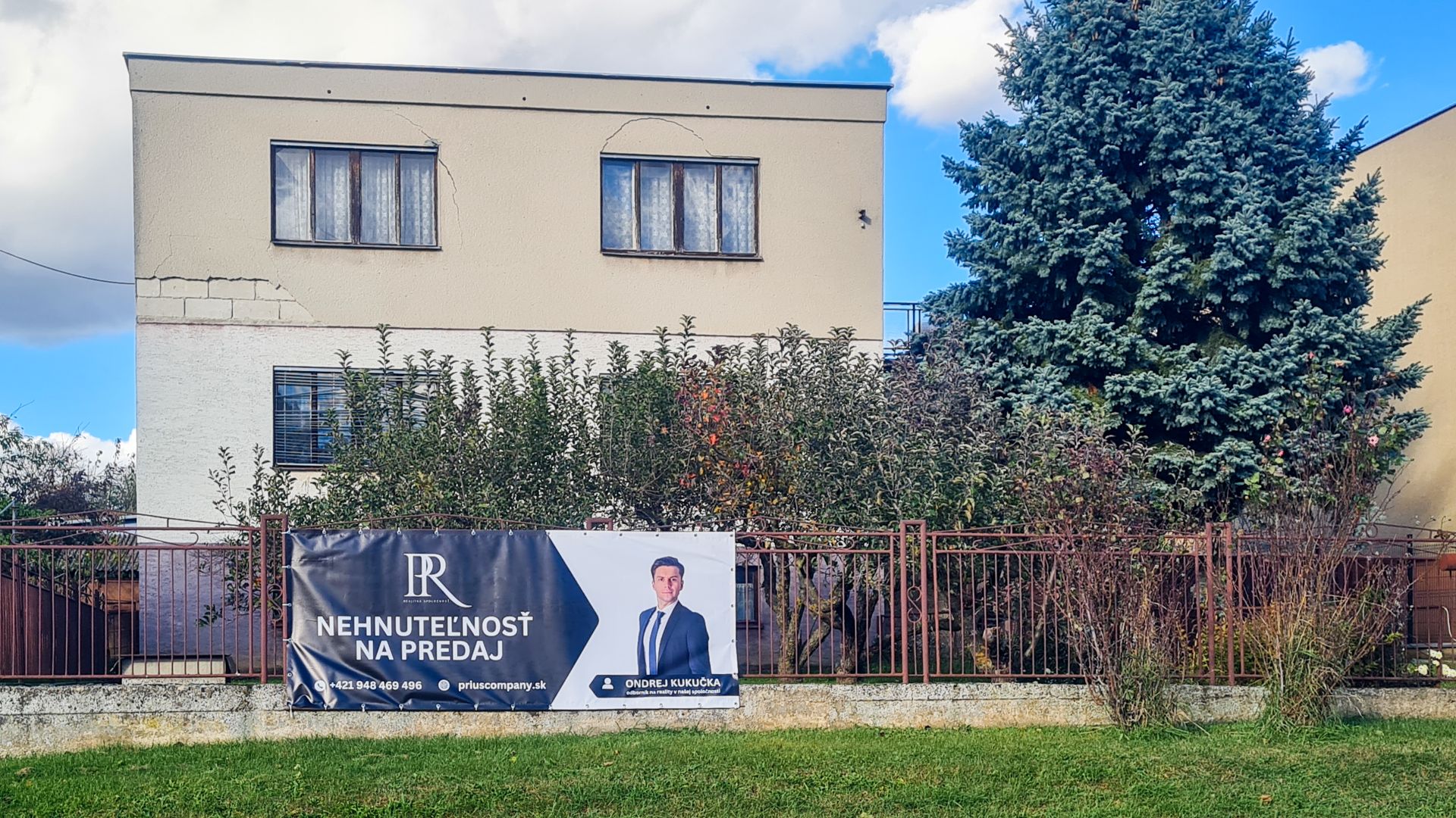 VEĽKOPLOŠNÝ BANER