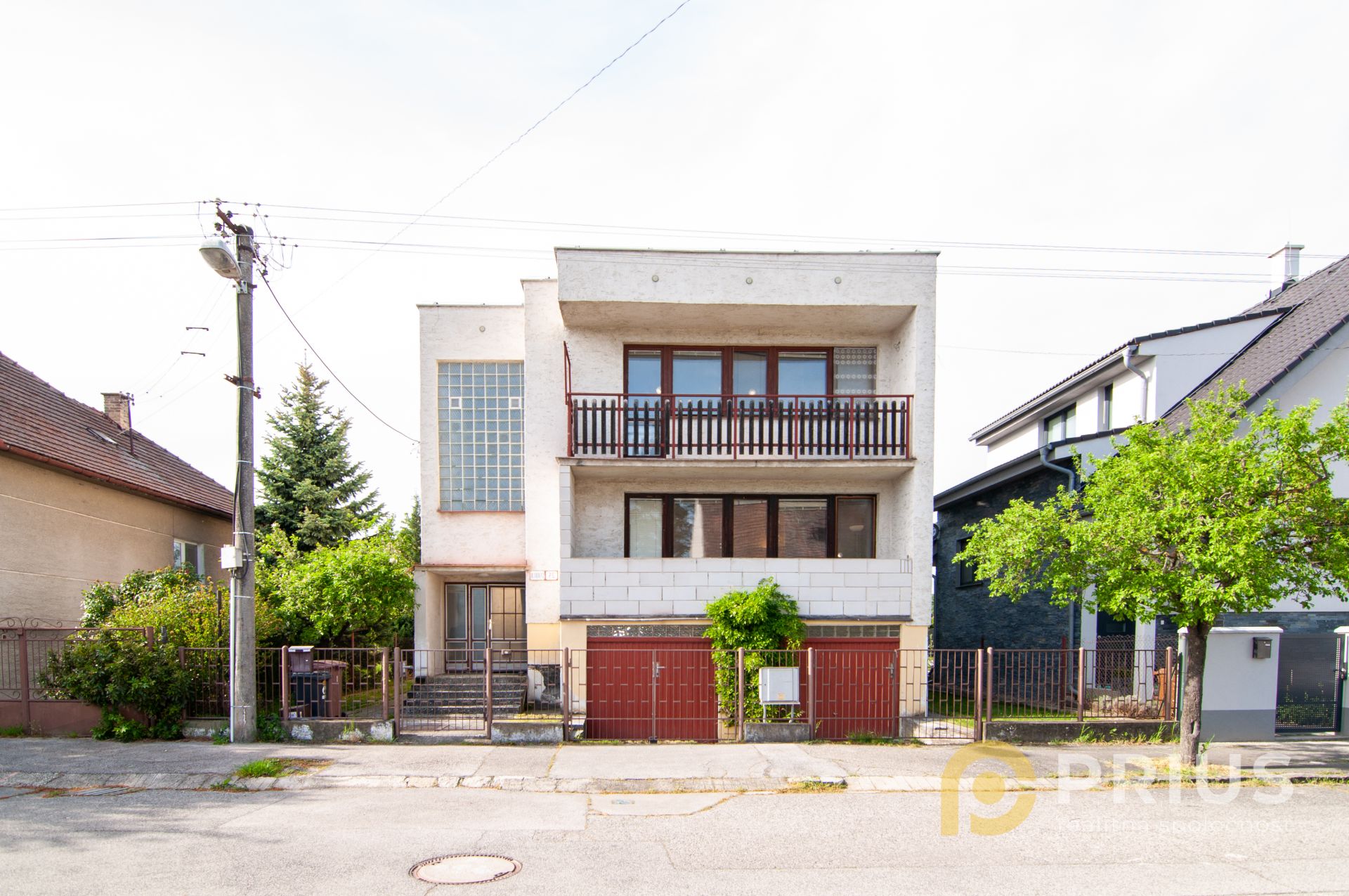 PREDAJ - DVOJGENERAČNÝ RODINNÝ DOM S DVOMA BYTOVÝMI JEDNOTKAMI, TOMANOVA 75, VAJNORY, BRATISLAVA